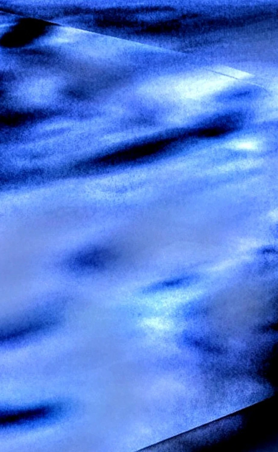 Dark oval forms spread across the floor, camouflage active.