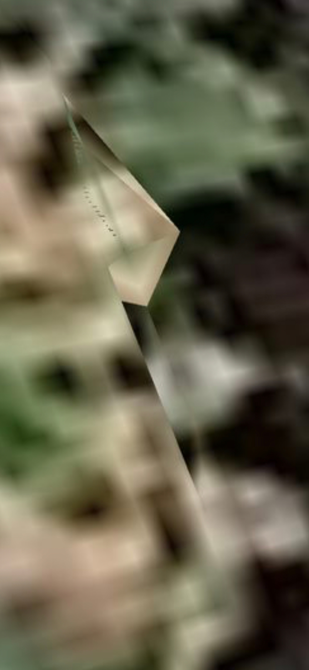 Pulsing crystal beacon alien technology geometric crystalline device Underwood Mountain peak